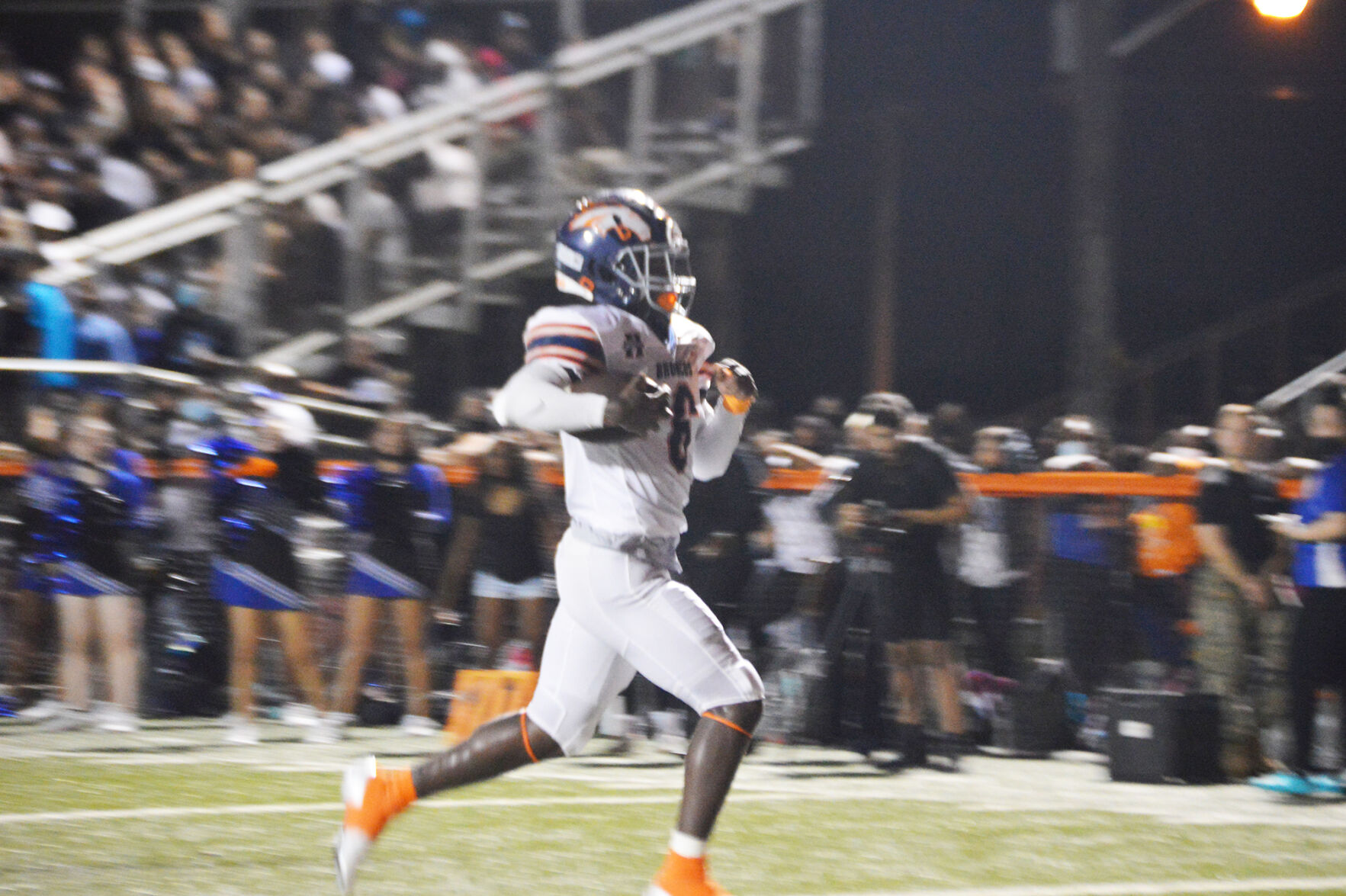 Bronco’s Tyrone Maxwell (6) runs down the field.